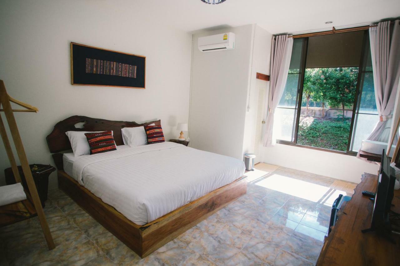 Yayo Coffee And Bed Apartamento Chiang Rai Exterior foto