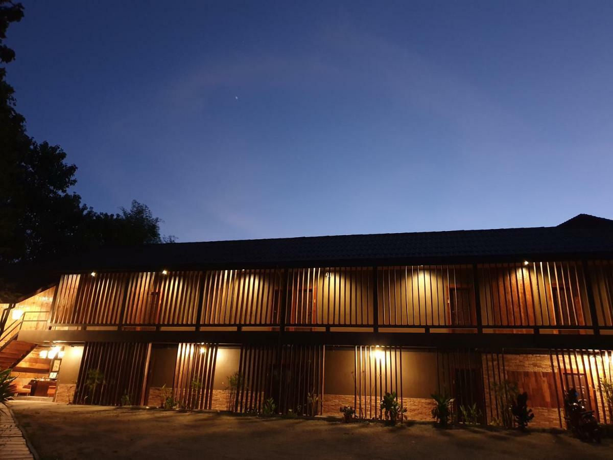 Yayo Coffee And Bed Apartamento Chiang Rai Exterior foto